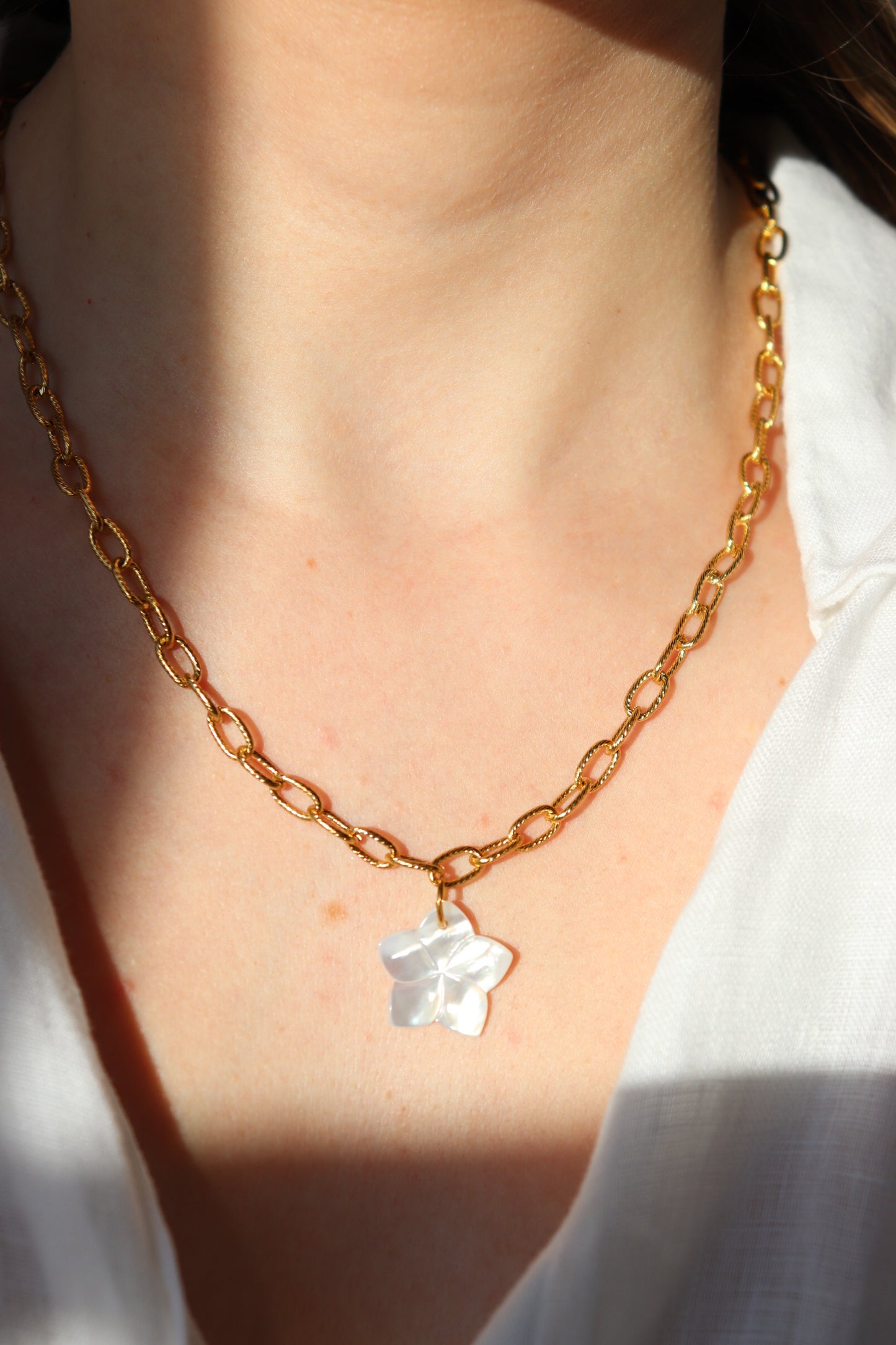 Collier Maya