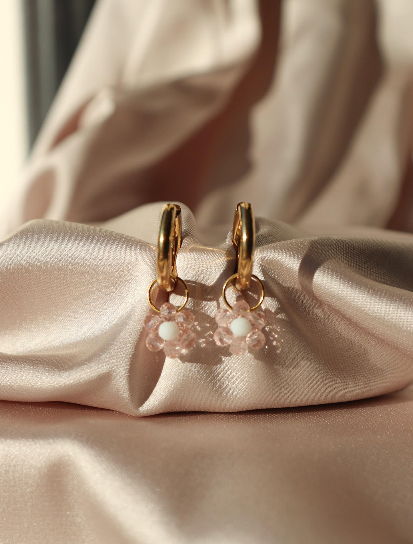 Boucles d'oreilles Fleur de Perle Petite / rose glacé