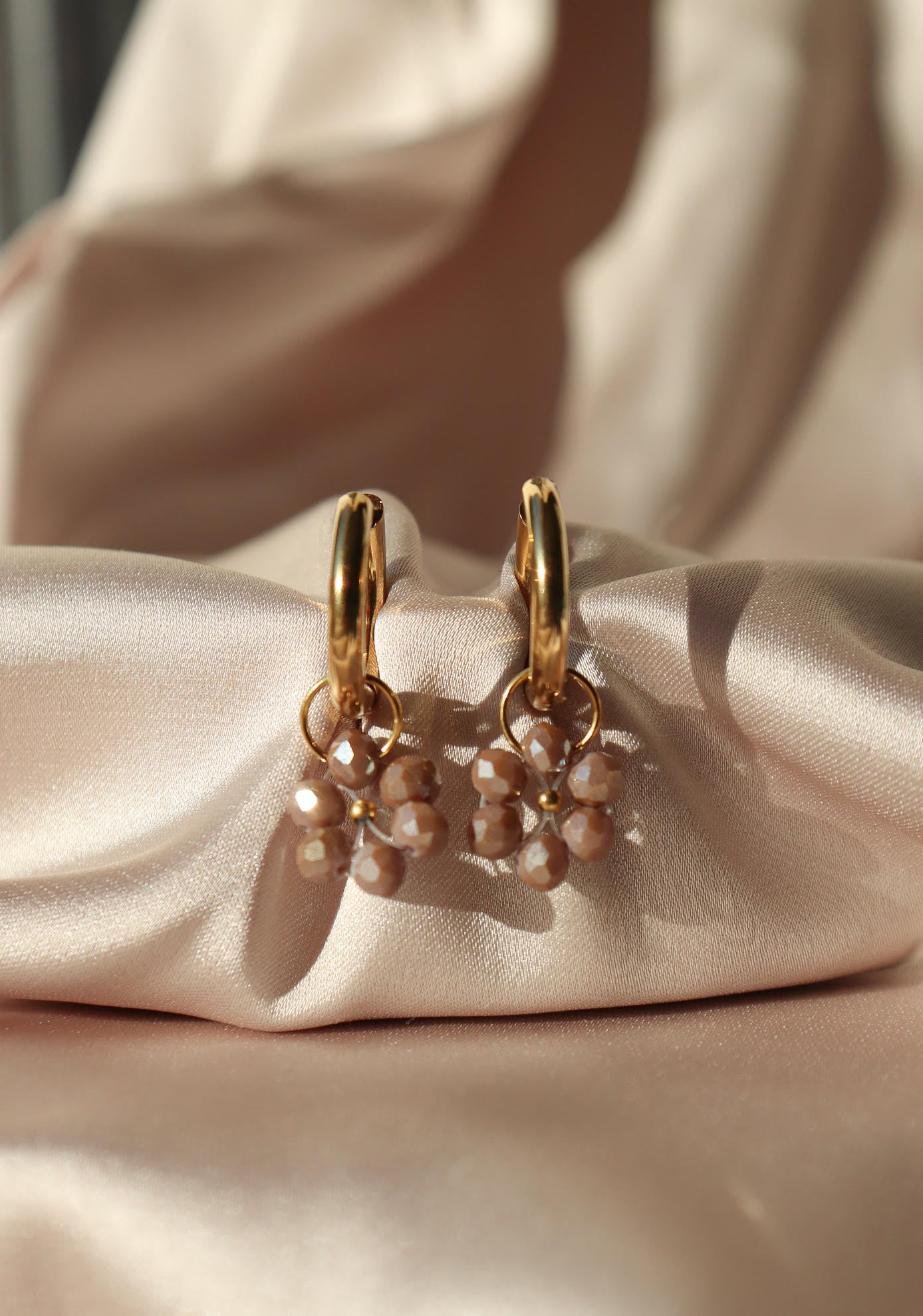 Boucles d'oreilles Fleur de Perle / noisette