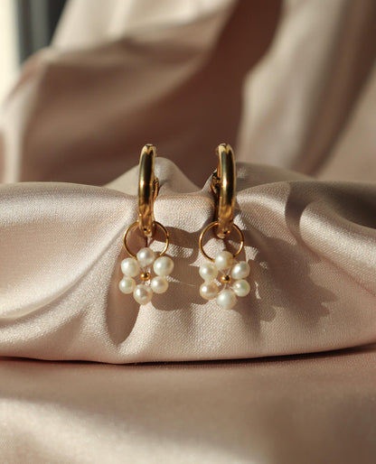 Boucles d'oreilles Fleur de Perle Petite / perle nacrées
