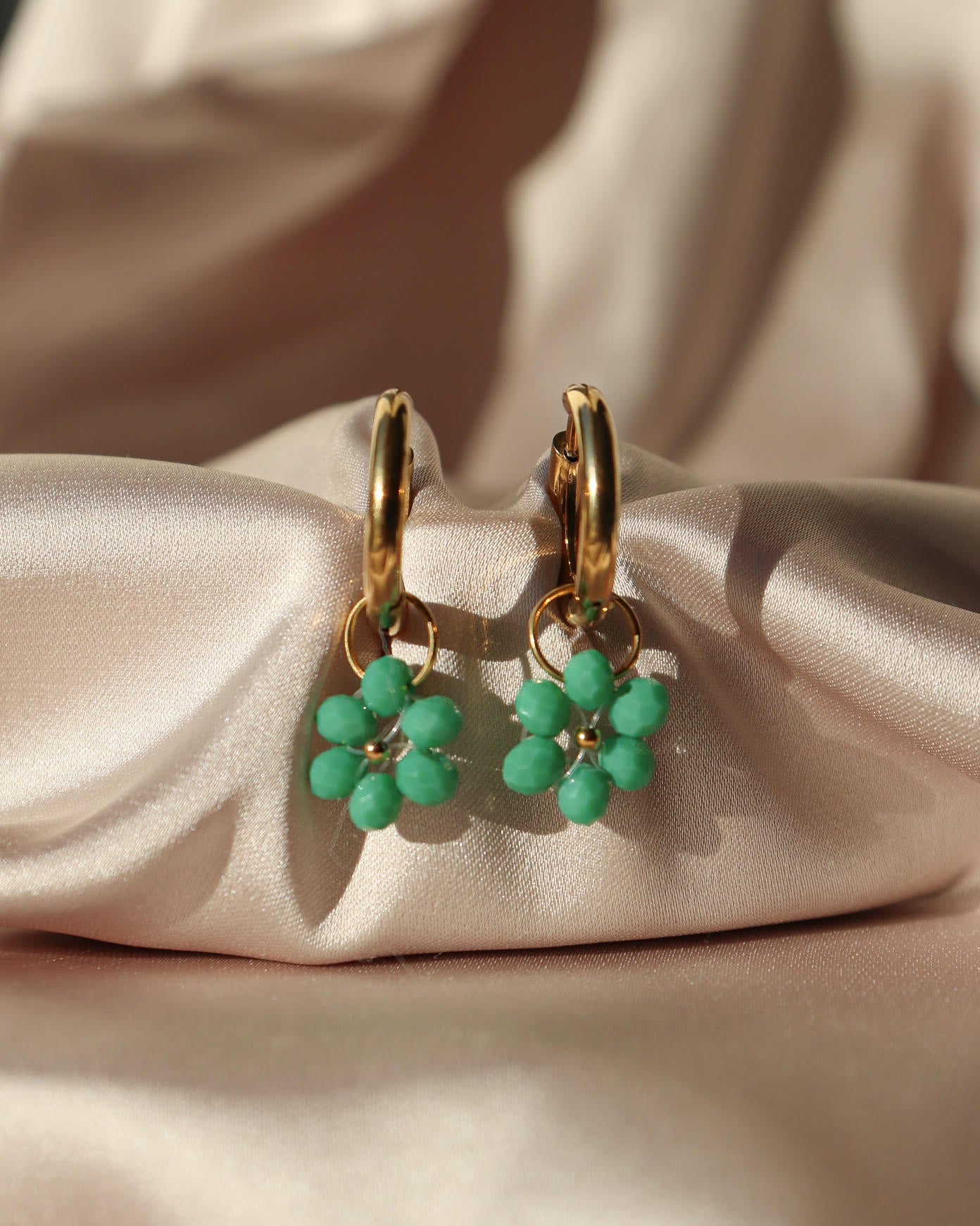 Boucles d'oreilles Fleur de Perle / vert émeraude